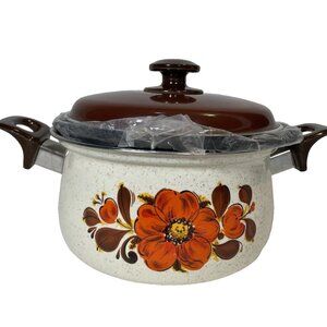 Poshmark Listing: Vintage Sanko Ware Japan Enamel Stock Pot (3 Qt)